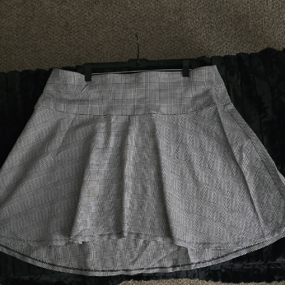 Torrid Black and White Plaid Skater Skirt